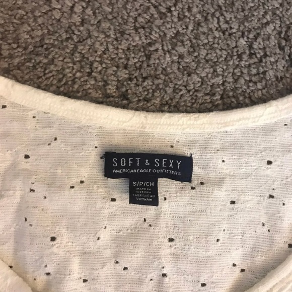 American Eagle floral shirt - Picture 2 of 4